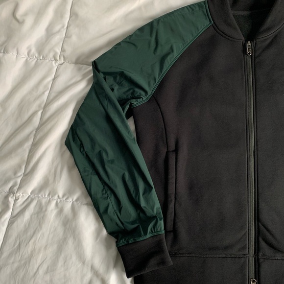 Lulu Lemon Long Sleeve Jacket - Picture 4 of 8